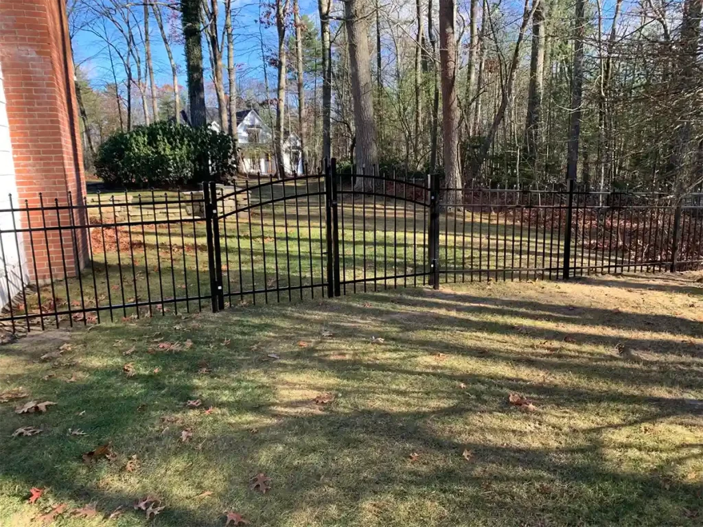 pool fence installation